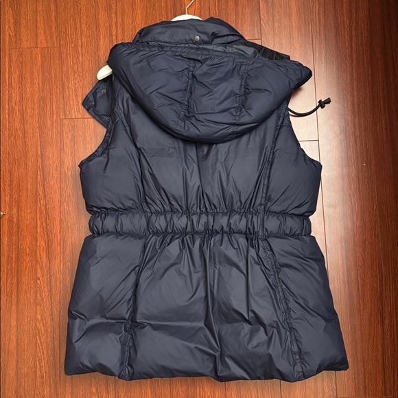 Macpac Navy Blue Hooded Women's Vest - Picture 2 of 15